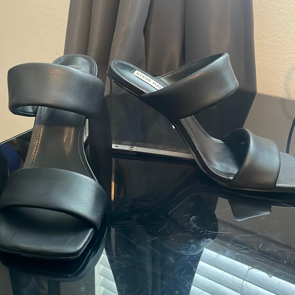 Wedges with clear heel 3.5in